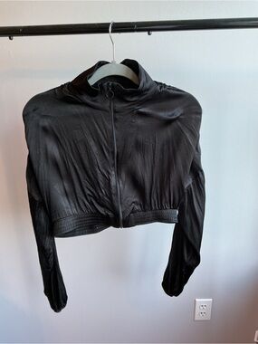 Zara Black Zip-Up Cropped Jacket